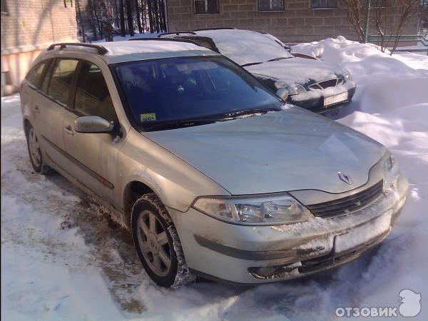 Автомобиль Renault Laguna II фото