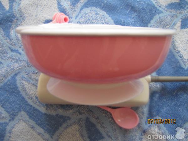 Тарелка с подогревом на присоске (3 секции), ложка, вилка