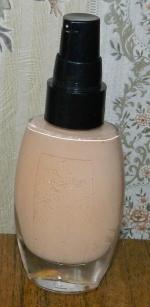 Тональный крем "Avon" Calming Effects Спокойное сияние фото