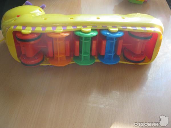 Гусеница Fisher Price фото