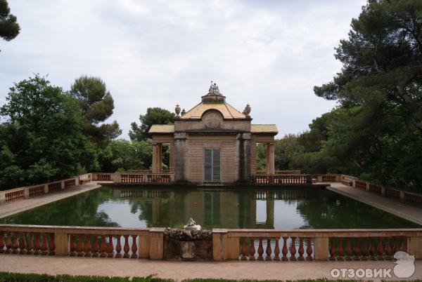 парк del laberint d'horta (испания, барселона) фото