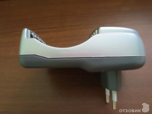 Зарядное устройство для батареек VANSON AA-AAA-9V фото