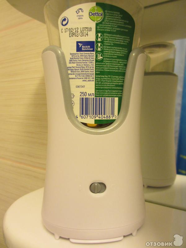 Сенсорный дозатор для жидкого мыла Dettol фото