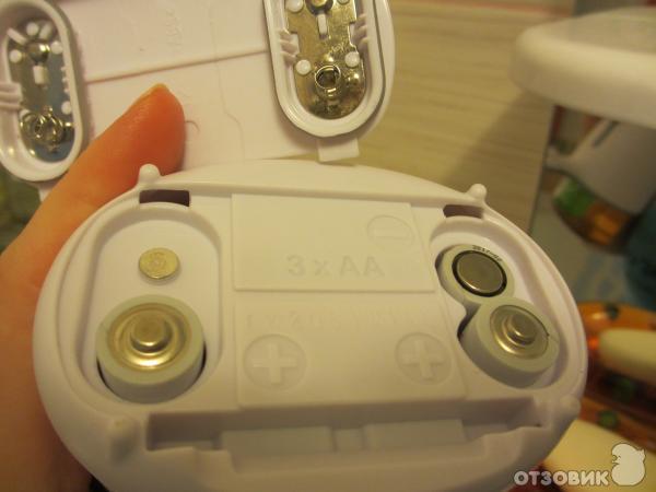 Сенсорный дозатор для жидкого мыла Dettol фото