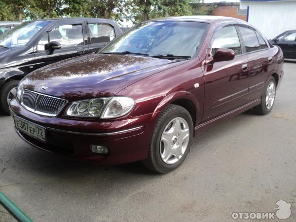 Автомобиль Nissan Bluebird Sylphy седан фото