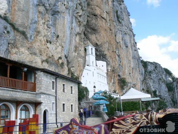 Монастырь Острог (Черногория, Даниловград) фото