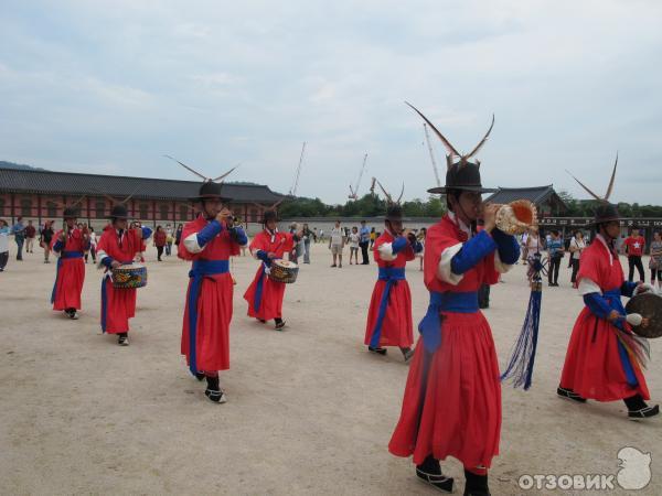 Дворец Кёнбоккун (Южная Корея, Сеул) фото