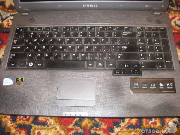 Ноутбук Samsung R528 фото