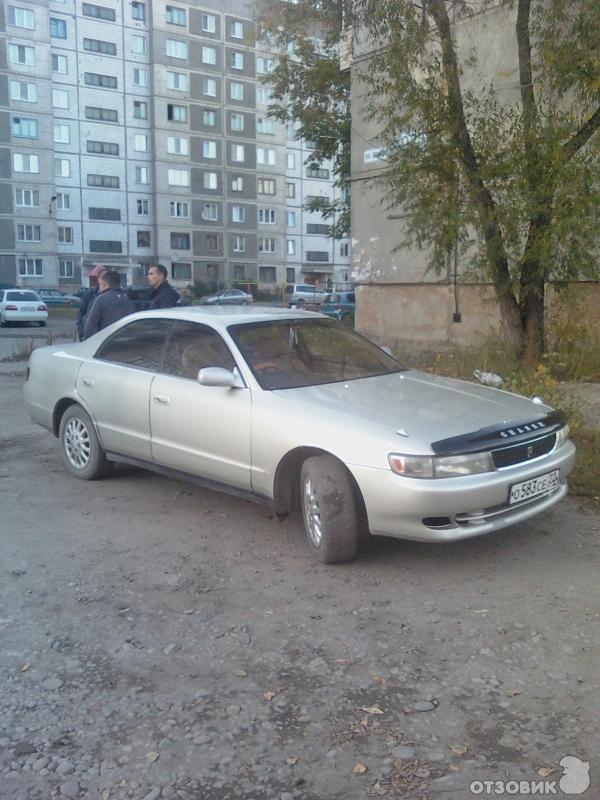 Автомобиль Toyota Chaser Tourer V Седан (1999) фото