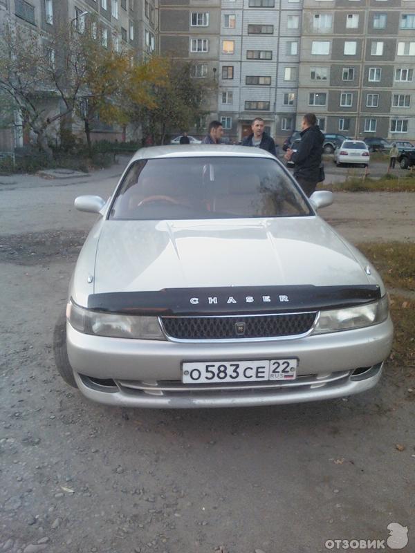 Автомобиль Toyota Chaser Tourer V Седан (1999) фото