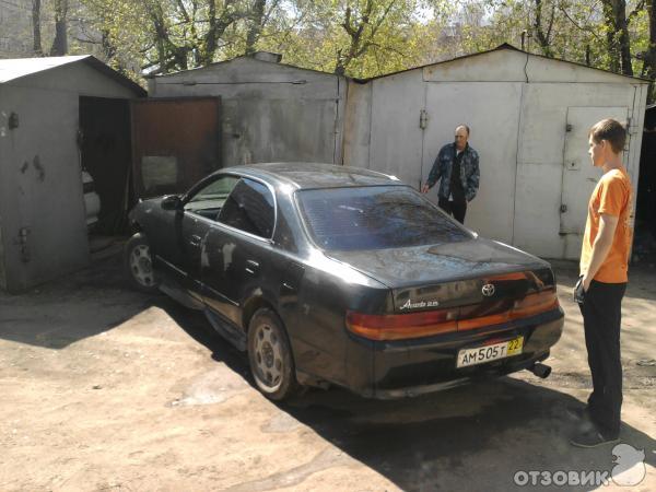 Автомобиль Toyota Chaser Tourer V Седан (1999) фото