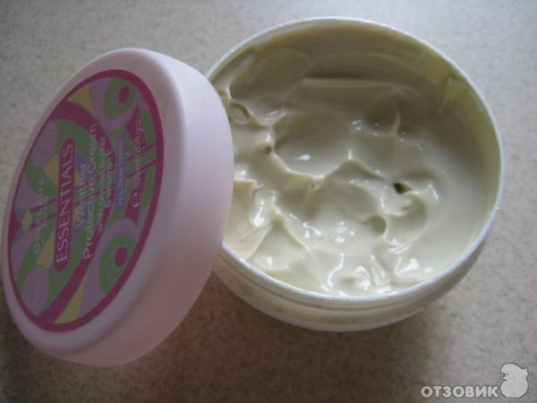 Зимний крем для лица Oriflame Essentials Weather Protective Cream with cocoa butter & vitamin E фото