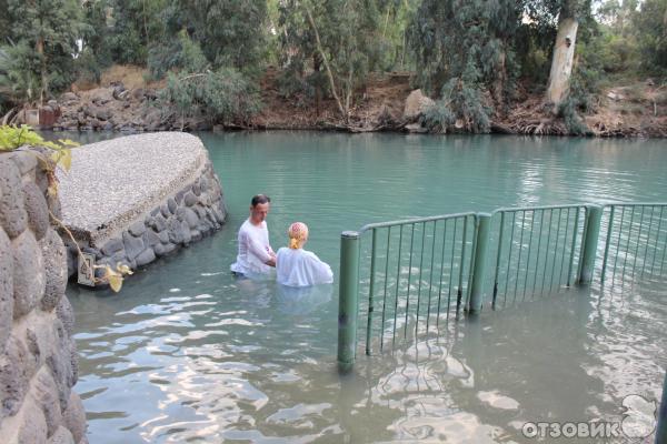 Крещение в реке Иордан (Израиль) фото