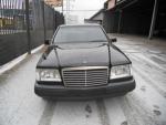 Автомобиль Mercedes-Benz W124 E220 седан фото