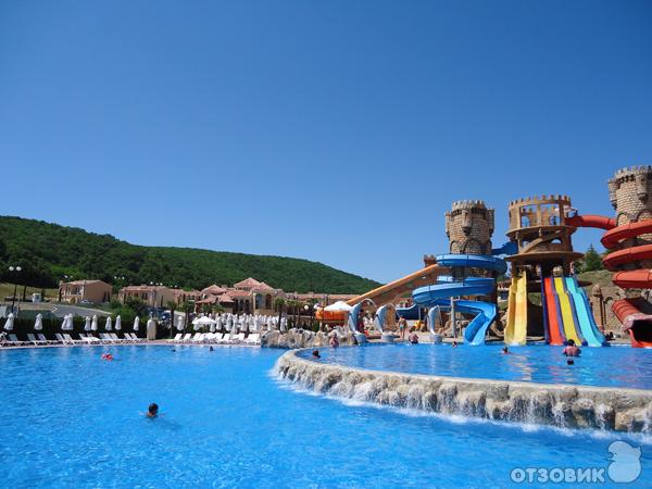 Курорт Елените (Болгария)