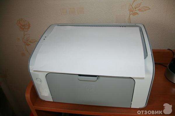 Лазерный принтер HP LaserJet P1102 фото