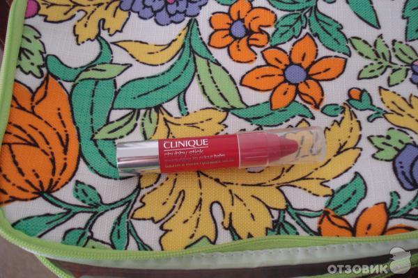 Увлажняющая помада-бальзам для губ Chubby Stick Moisturizing Lip Colour Balm фото