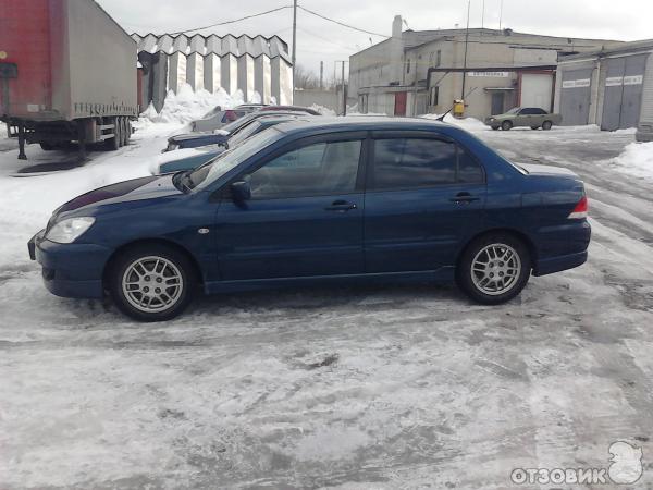 Автомобиль Mitsubishi Lancer IX фото