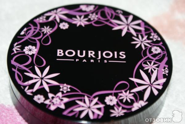 Пудра Bourjois Compact Powder фото