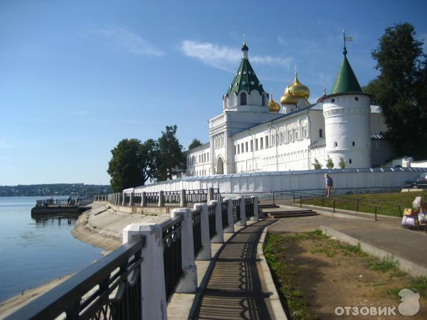 Экскурсия в Свято-Троицкий Ипатьевский монастырь (Россия, Кострома) фото